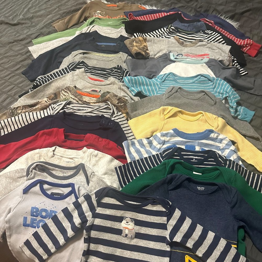 29 - BOYS 3-6/6 month long sleeve onesies. [3C]